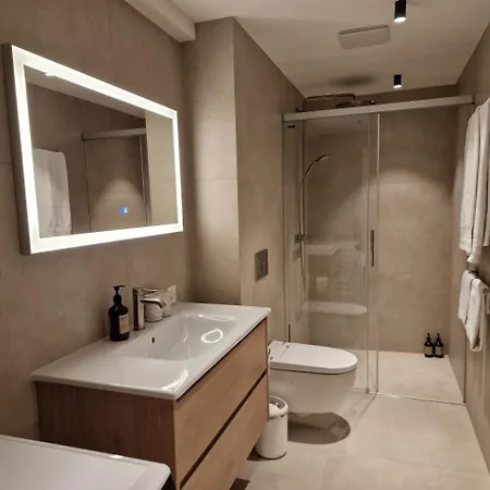 A Post, Charming And Newly Renovated In A Historic 1851 House Near Interlaken * Ринггенберг