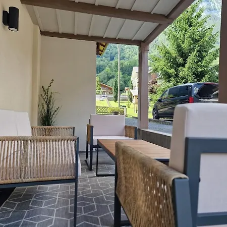 A Post, Charming And Newly Renovated In A Historic 1851 House Near Interlaken Apartment