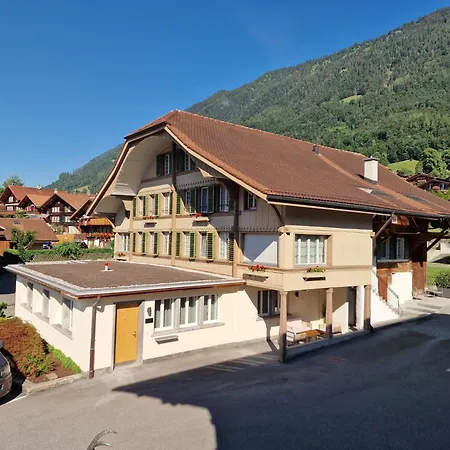 A Post, Charming And Newly Renovated In A Historic 1851 House Near Interlaken
